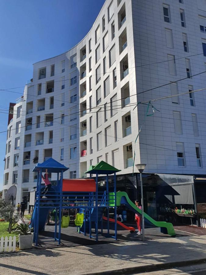 Rovena'S Apartment - Free Parking Тирана Экстерьер фото
